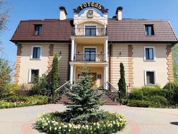 Фото Отели типа «постель и завтрак» Petrovskyi Brovar г. Бровары 1