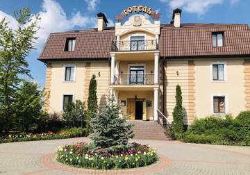 Фото Отели типа «постель и завтрак» Petrovskyi Brovar г. Бровары 2